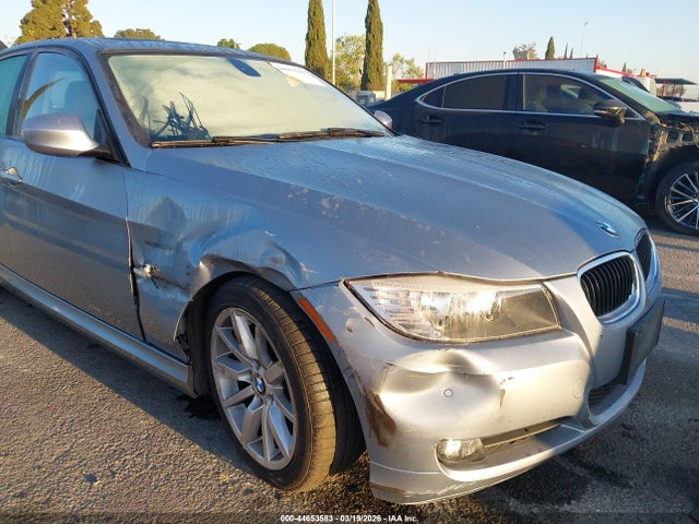 44653583 :رقم المزاد ، WBAPH5G53BNM72248 vin ، 2011 Bmw 328i مزاد بيع