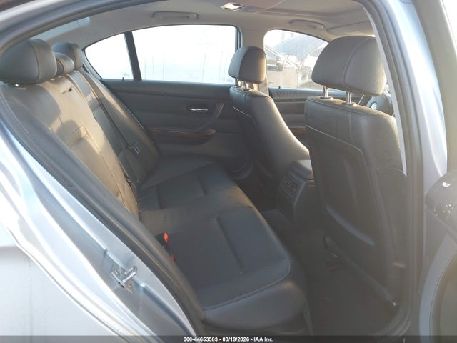 44653583 :رقم المزاد ، WBAPH5G53BNM72248 vin ، 2011 Bmw 328i مزاد بيع