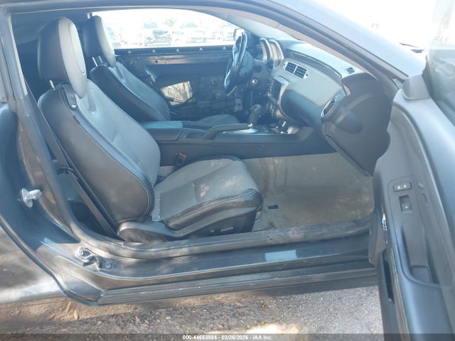 2G1FC1E3XE9271051 Chevrolet Camaro 2lt