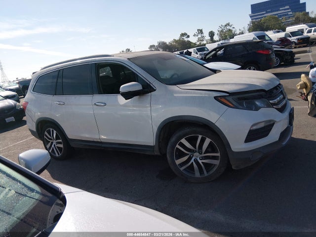 Auction sale of the 2016 Honda Pilot Touring, vin: 5FNYF5H99GB051395, lot number: 44654847