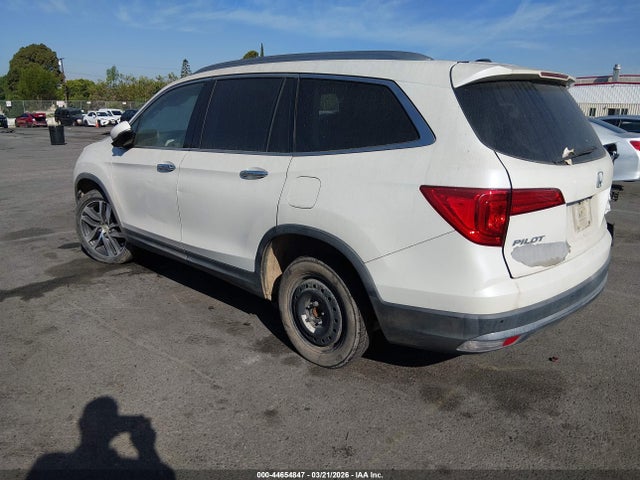 Auction sale of the 2016 Honda Pilot Touring, vin: 5FNYF5H99GB051395, lot number: 44654847
