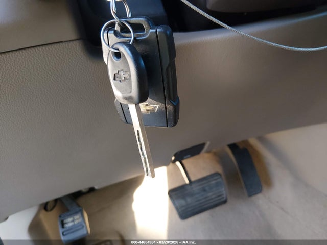 2019 CHEVROLET TAHOE 1GNSCBKC3KR273832 Photo 10