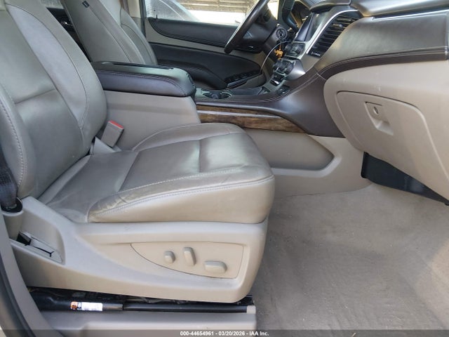2019 CHEVROLET TAHOE 1GNSCBKC3KR273832 Photo 4