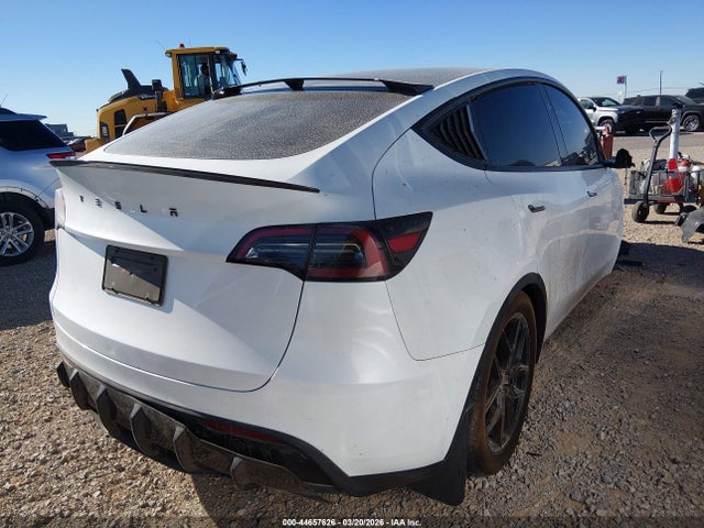 2024 TESLA MODEL Y 7SAYGDEE6RA283223 Photo 3