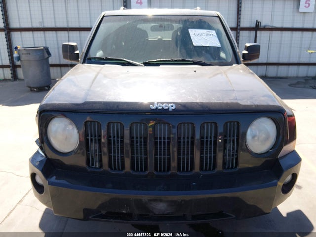 2010 Jeep Patriot Sport მანქანა იყიდება აუქციონზე, vin: 1J4NT1GB0AD620992, აუქციონის ნომერი: 44657803