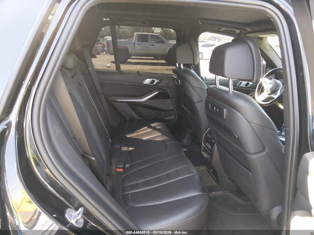 2019 BMW X5 5UXJU2C57KLN49528 Photo 7