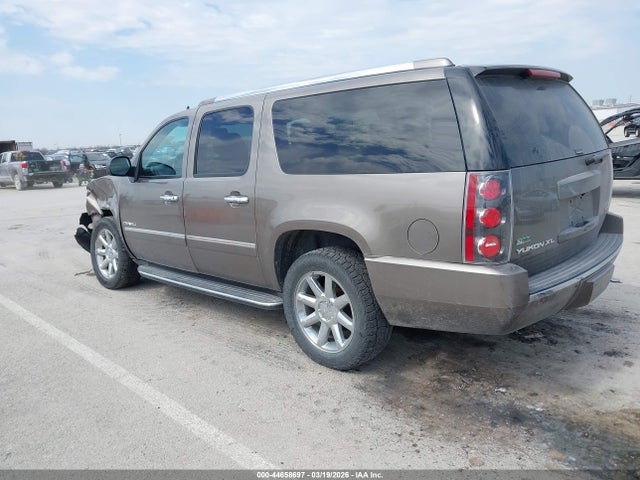 Продаж на аукціоні авто 2012 Gmc Yukon Xl 1500 Denali, vin: 1GKS2MEFXCR169583, номер лоту: 44658697
