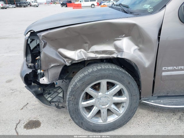 Продаж на аукціоні авто 2012 Gmc Yukon Xl 1500 Denali, vin: 1GKS2MEFXCR169583, номер лоту: 44658697