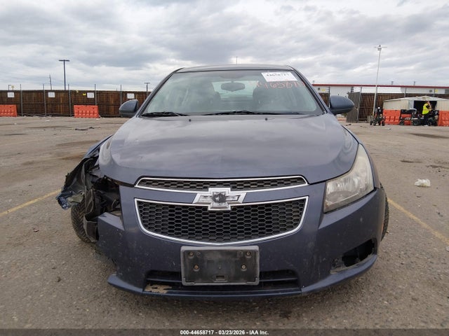 1G1PC5SB0E7316930 Chevrolet Cruze 1lt Auto