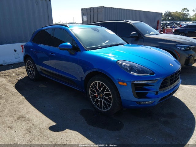 2017 PORSCHE MACAN WP1AG2A55HLB53617