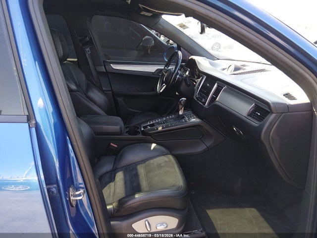 2017 PORSCHE MACAN WP1AG2A55HLB53617 Photo 4