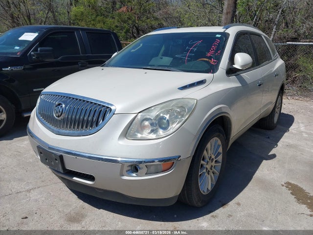 2011 BUICK ENCLAVE 5GAKRBEDXBJ182536 Photo 1