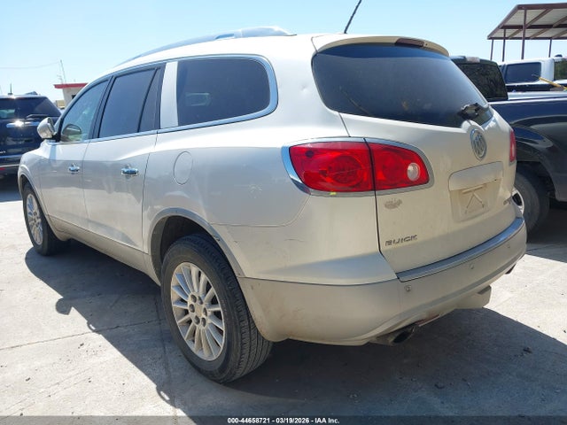 2011 BUICK ENCLAVE 5GAKRBEDXBJ182536 Photo 2