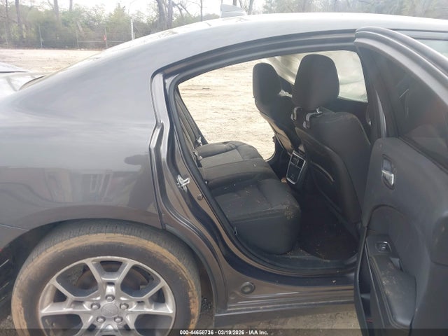44658736 :رقم المزاد ، 2C3CDXJG0HH526131 vin ، 2017 Dodge Charger Sxt Awd مزاد بيع