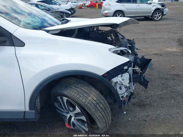 Toyota RAV4 LE 2016 2T3BFREV5GW434422 Image 21