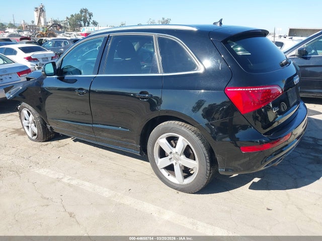 2012 AUDI Q5 WA1DKAFP0CA134148 Photo 2