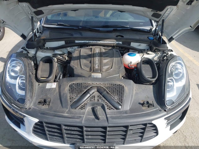 2018 PORSCHE MACAN WP1AB2A53JLB35637 Photo 9