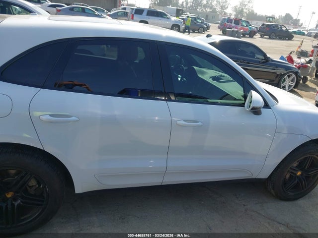 Porsche MACAN S 2018 WP1AB2A53JLB35637 Image 14