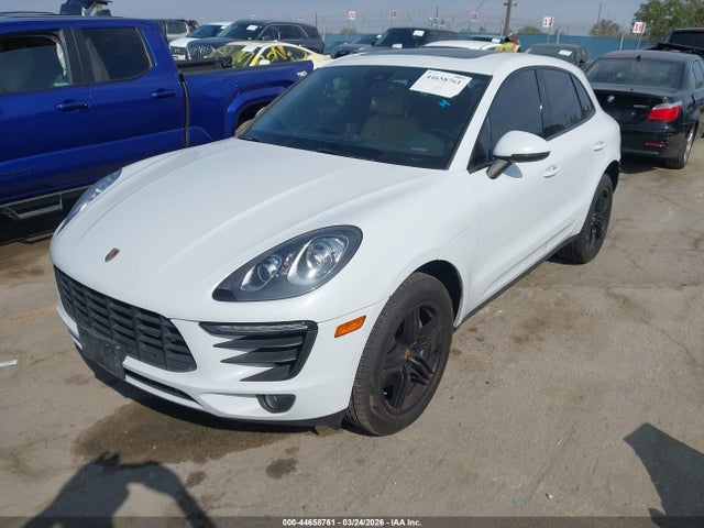2018 PORSCHE MACAN WP1AB2A53JLB35637 Photo 1