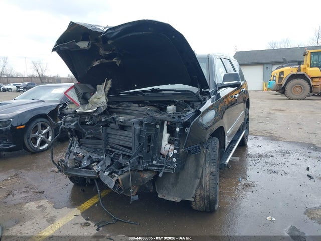 Продаж на аукціоні авто 2016 Cadillac Escalade Platinum, vin: 1GYS4DKJ0GR447602, номер лоту: 44658805