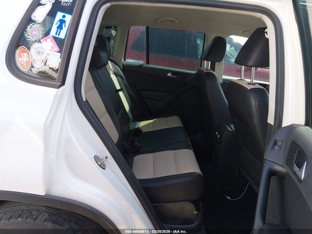 Продажа на аукционе авто 2017 Volkswagen Tiguan 2.0t/2.0t S, vin: WVGAV7AX4HK020113, номер лота: 44658813