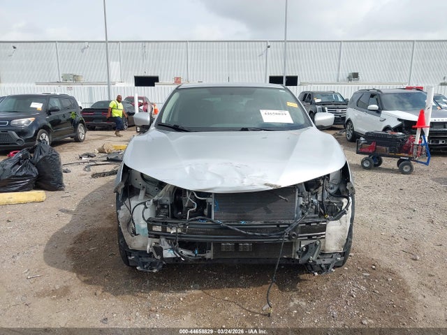 JN1BJ1CP0HW021043 Nissan Rogue Sport S