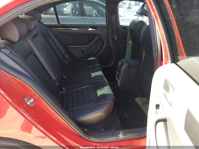 44658849 :رقم المزاد ، 3VW4T7AJ8HM320763 vin ، 2017 Volkswagen Jetta Gli مزاد بيع