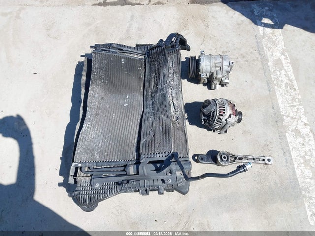 WVGAV7AX2FW510703 Volkswagen TIGUAN S