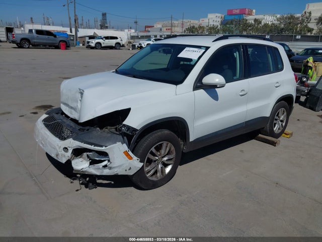 2015 VOLKSWAGEN TIGUAN WVGAV7AX2FW510703 Photo 1