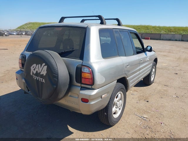 1999 TOYOTA RAV4 JT3HP10V3X7136998 Photo 3