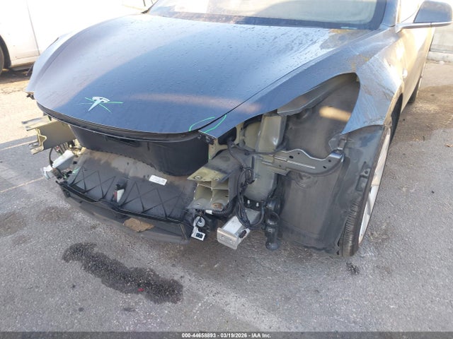 5YJ3E1EA1KF300835 Tesla Model 3 Long Range/mid Range/standard Range/standard Range Plus