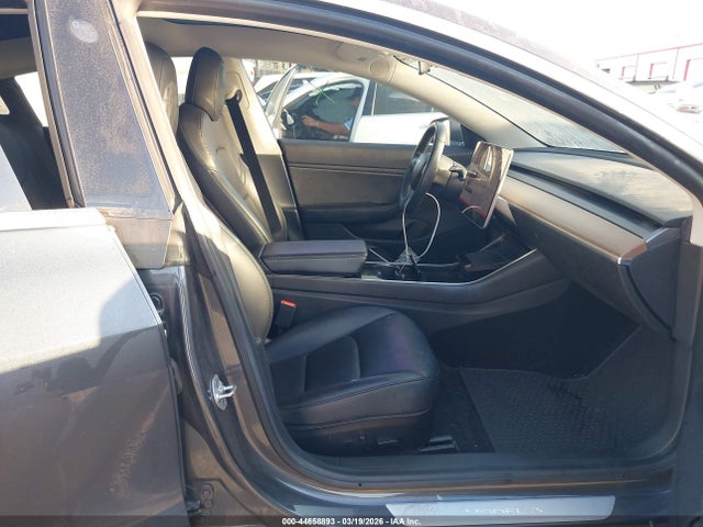 5YJ3E1EA1KF300835 Tesla Model 3 Long Range/mid Range/standard Range/standard Range Plus