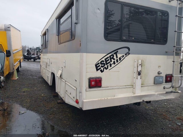 44658937 :رقم المزاد ، 1GBJP37N4N3315767 vin ، 1993 Fleetwood P30 مزاد بيع
