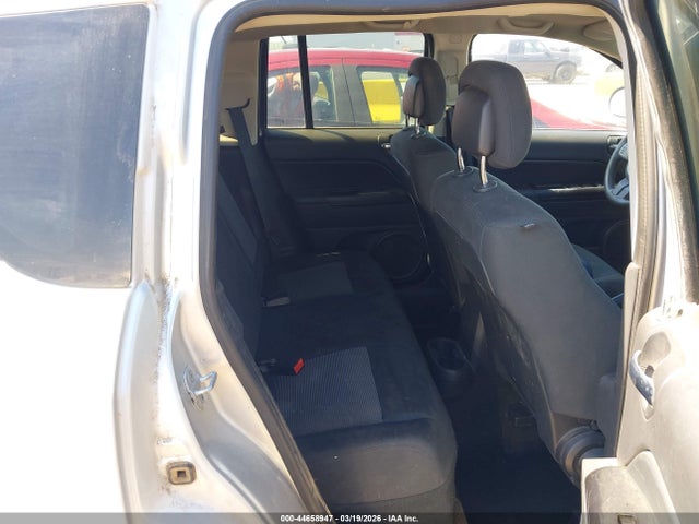 Jeep Compass Sport 2014 1C4NJCBA2ED510151 Image 8