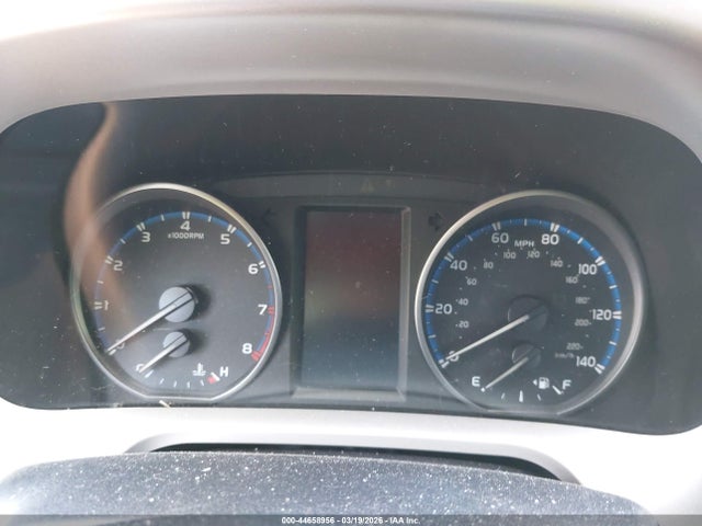 2018 TOYOTA RAV4 JTMZFREV4JJ726065 Photo 6