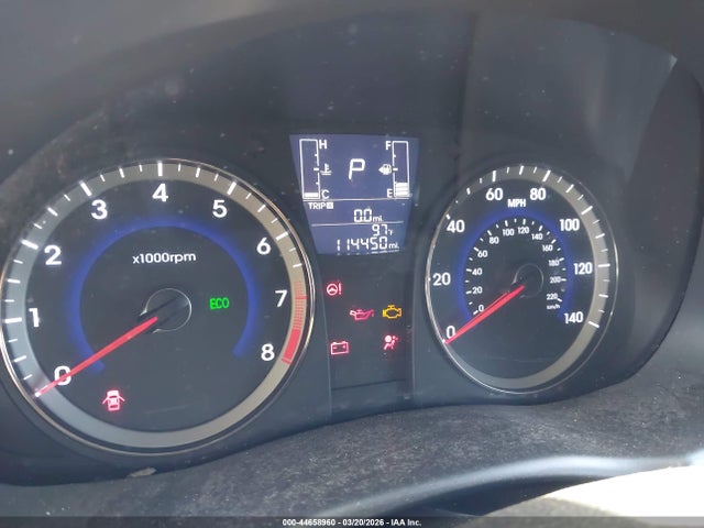 KMHCT5AE8HU325992 Hyundai ACCENT SE