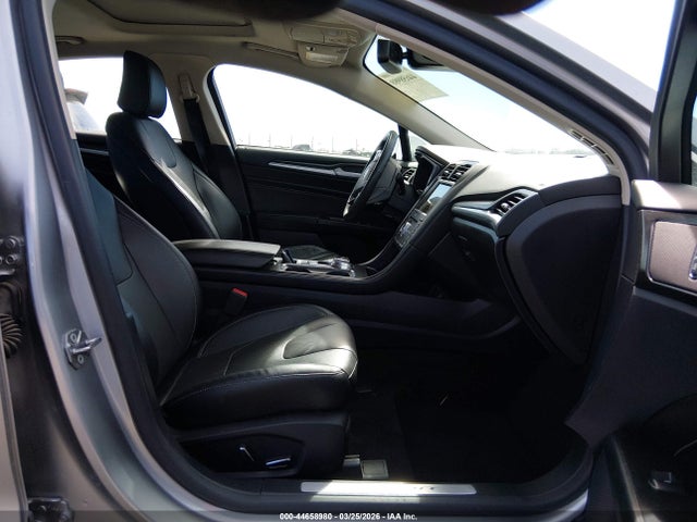44658980 :رقم المزاد ، 3FA6P0D95LR199085 vin ، 2020 Ford Fusion Titanium مزاد بيع