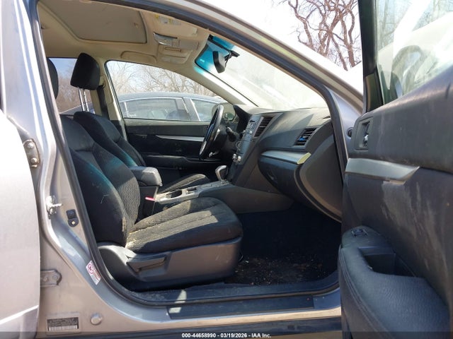 Продаж на аукціоні авто 2011 Subaru Outback 2.5i Premium, vin: 4S4BRBGCXB3321938, номер лоту: 44658990