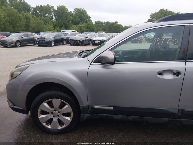 Продаж на аукціоні авто 2011 Subaru Outback 2.5i Premium, vin: 4S4BRBGCXB3321938, номер лоту: 44658990