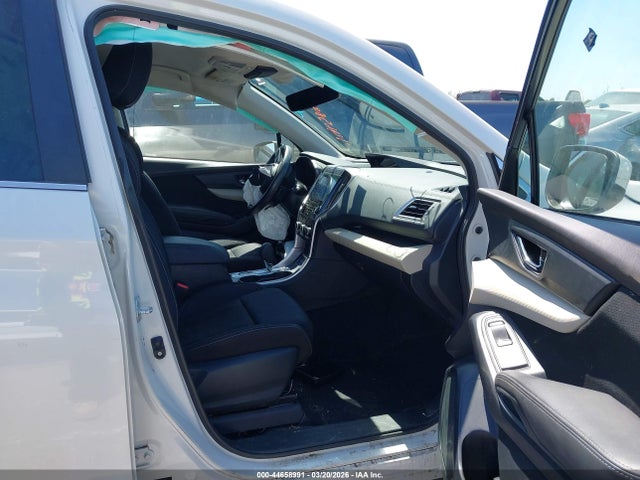 44658991 :رقم المزاد ، 4S4WMAFD6M3476493 vin ، 2021 Subaru Ascent Premium مزاد بيع