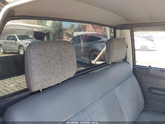 1991 Mazda B2600 Short Body მანქანა იყიდება აუქციონზე, vin: JM2UF1148M0145862, აუქციონის ნომერი: 44659002