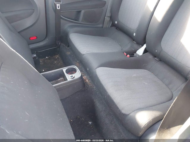 44659009 :رقم المزاد ، 3VWFP7AT5CM652778 vin ، 2012 Volkswagen Beetle Entry مزاد بيع