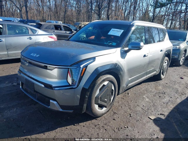 KIA Ev9 Land 2024 KNDADFS50R6030968 Image 2
