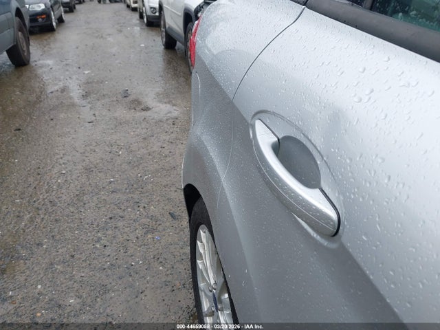 Ford C-max Hybrid Se 2015 1FADP5AU0FL118932 Image 13
