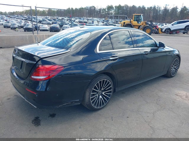 Продажа на аукционе авто 2018 Mercedes-benz E 300, vin: WDDZF4JB4JA333140, номер лота: 44659074