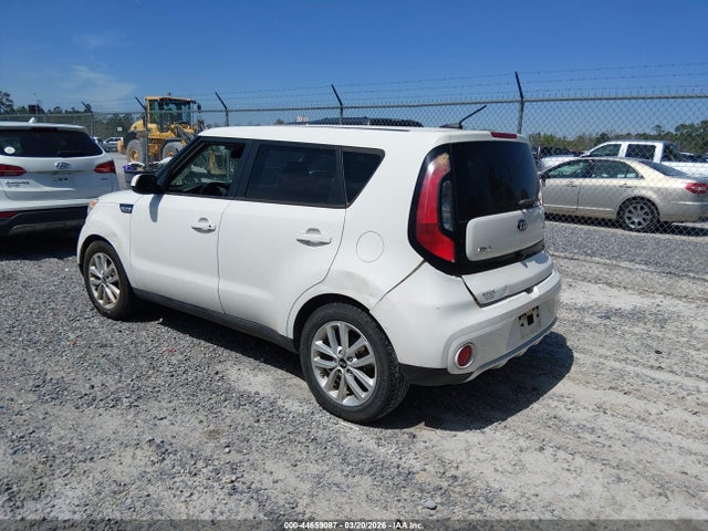 KNDJP3A58J7519060 KIA SOUL +