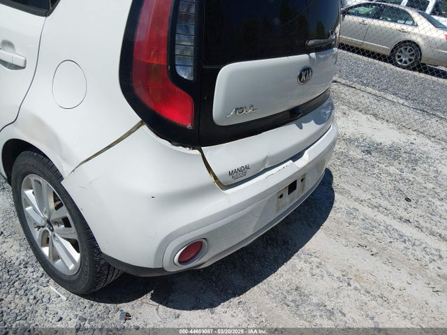 KNDJP3A58J7519060 KIA SOUL +