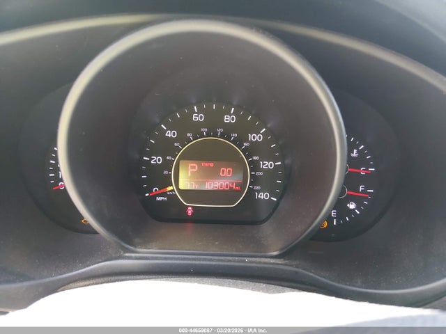 KNDJP3A58J7519060 KIA SOUL +