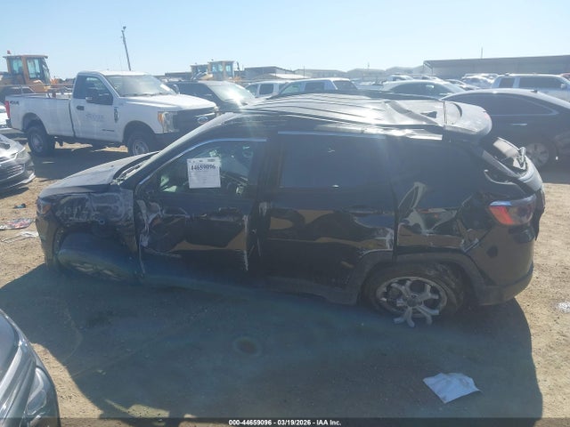 Продаж на аукціоні авто 2025 Jeep Compass Latitude 4x4, vin: 3C4NJDBN4ST553257, номер лоту: 44659096