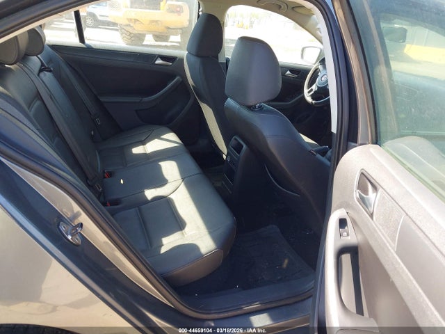 44659104 :رقم المزاد ، 3VWDP7AJ3CM120564 vin ، 2012 Volkswagen Jetta 2.5l Se مزاد بيع